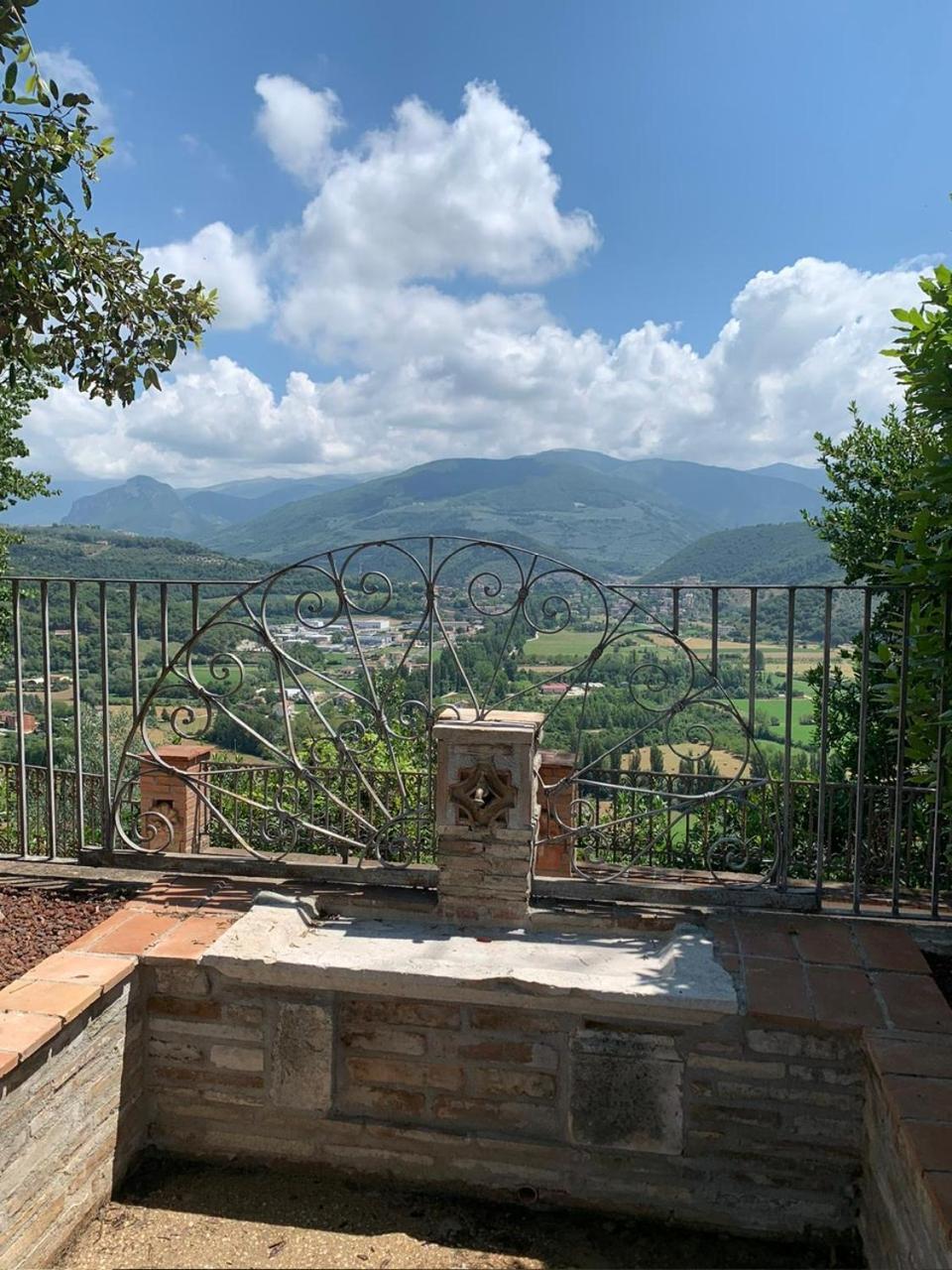 Appartamento Il Colle Di Torre Orsina Esterno foto